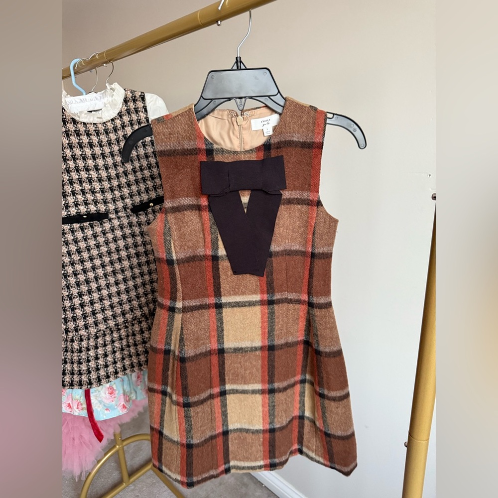 Plaid girls dress size 7